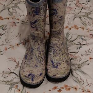 Girls BOGS Boots